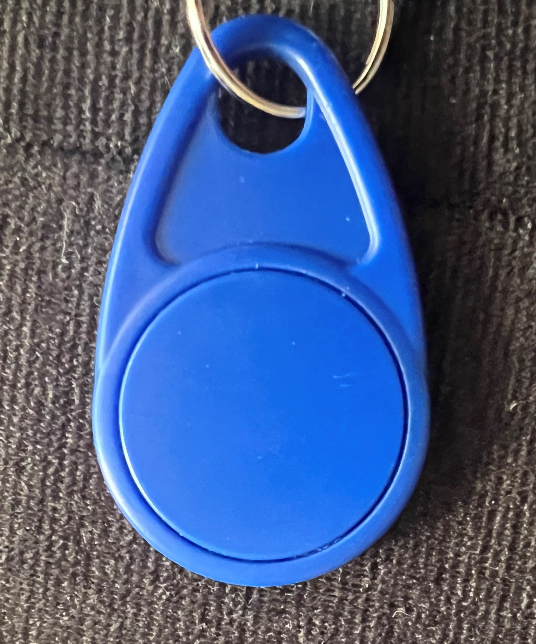 Old dormakaba blue dormakaba RFID tag mifare key tag NFC tag copy online copy cloner PN532S, NXP, RFID tag RFID reader buy rfid tag magic tag gen 3 gen 2 Dormakaba fob cómo clonar HID iClass SE, llavero encriptado, cerca de mí, cerrajero, copia de llavero, copia de llavero, rápido, conveniente, rápido, alquiler, amazon, keyy, RFID, encriptado, encriptación